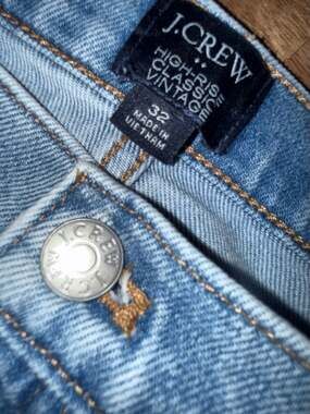 J.Crew High-Rise Classic Vintage Straight Jeans in Distressed Light Wash Size 32